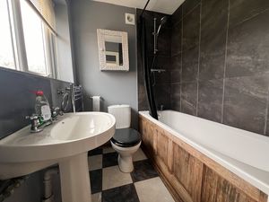 Photo 6- click for photo gallery